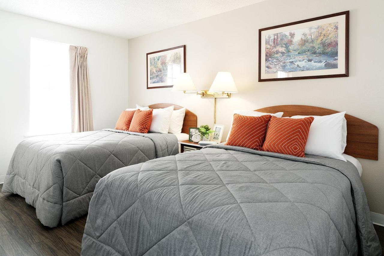 Intown Suites Extended Stay Greensboro Nc - Airport מראה חיצוני תמונה