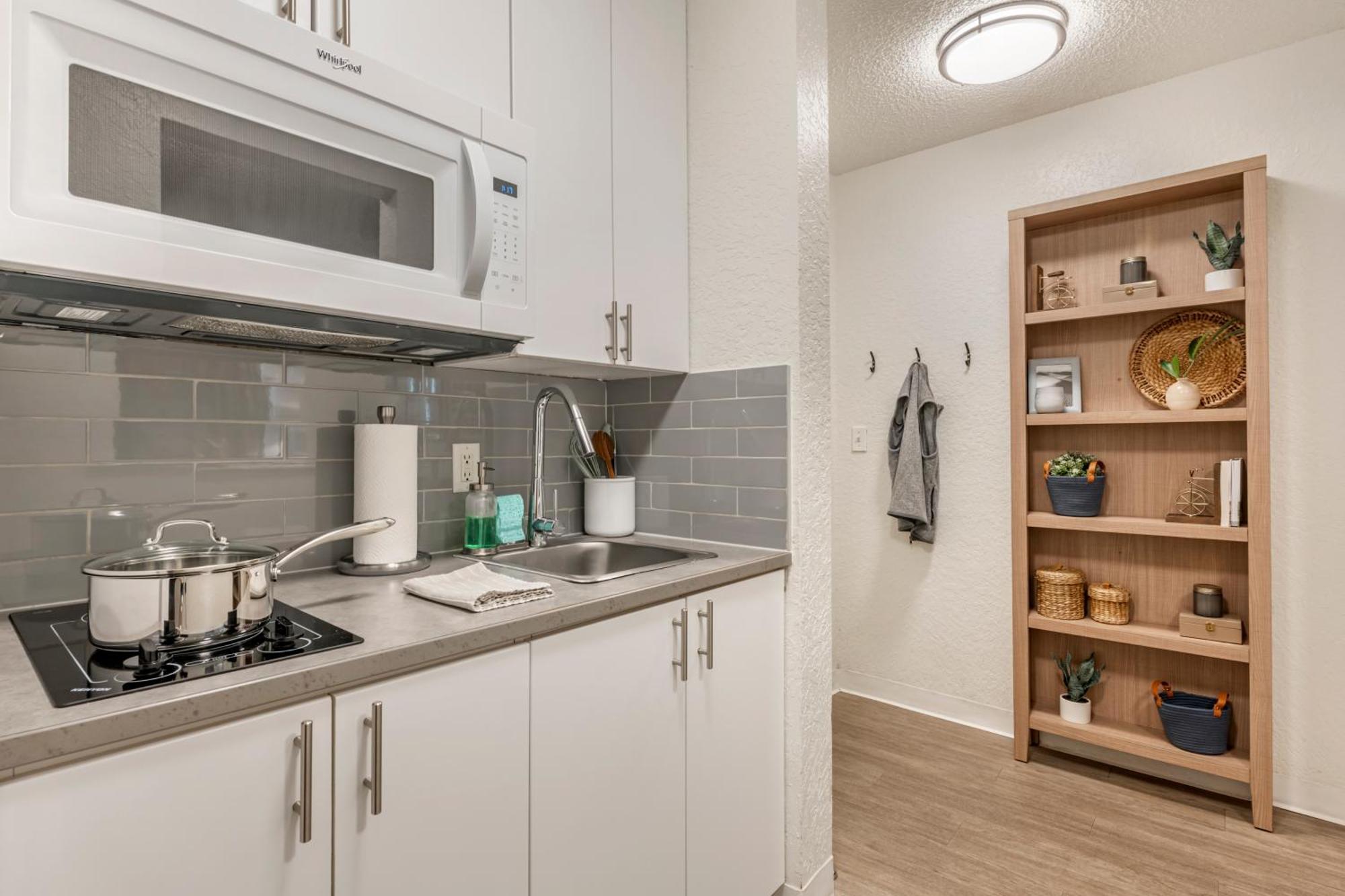 Intown Suites Extended Stay Greensboro Nc - Airport מראה חיצוני תמונה