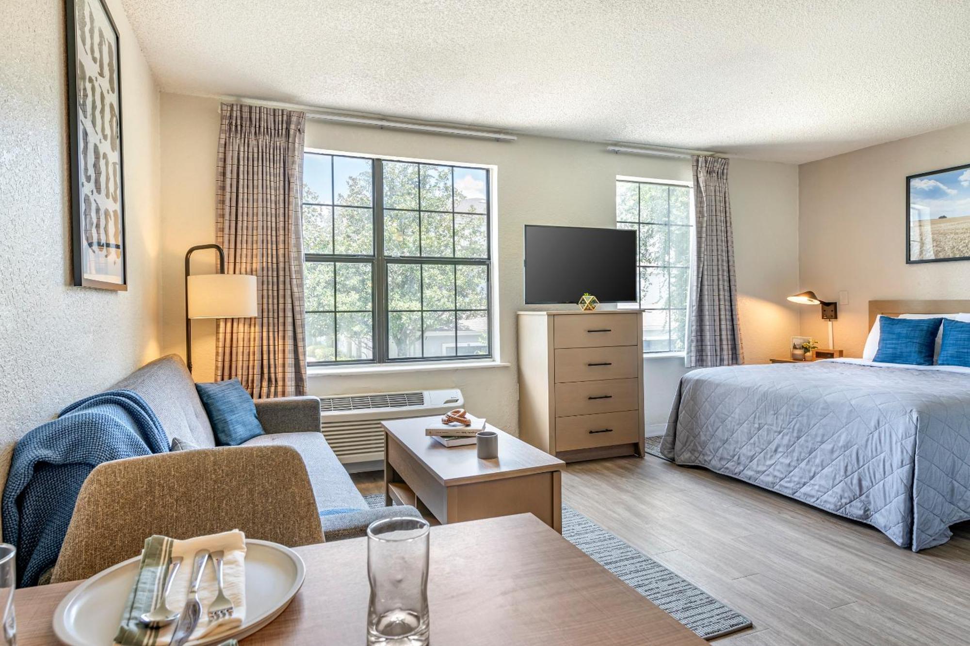 Intown Suites Extended Stay Greensboro Nc - Airport מראה חיצוני תמונה